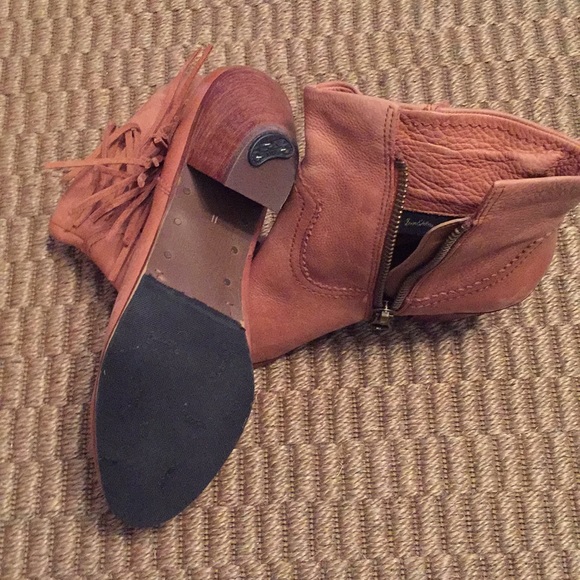 Fringed Boots - Picture 2 of 5